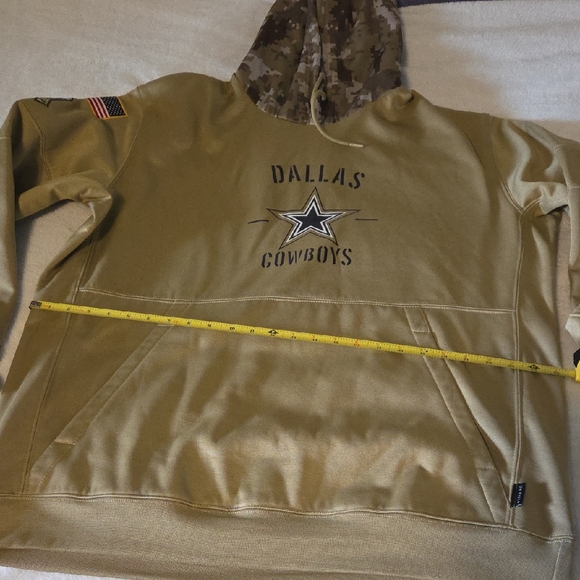 2 Dallas Cowboys Hoodies And 1 Tshirt All Say 3X Fits More Like 2X - Picture 1 of 16